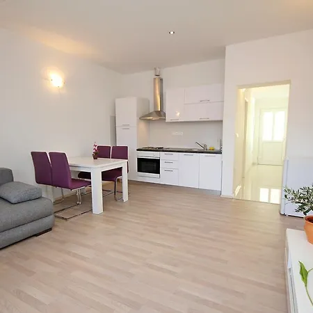 Apartment Luna *